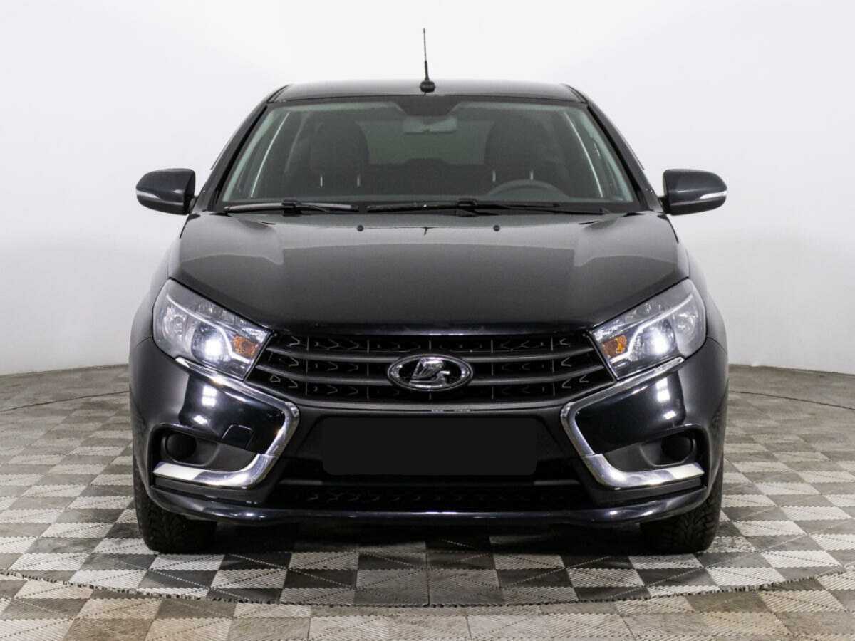 Лада (ВАЗ) Веста б/у, 2022, Механическая. Фото: #1