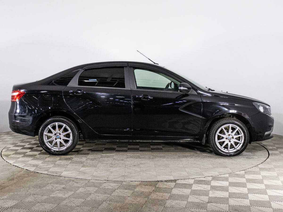 Лада (ВАЗ) Веста б/у, 2020, Механическая. Фото: #3