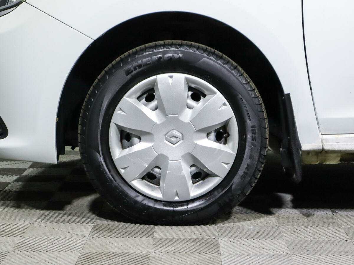 Рено Логан б/у, 2014, Механическая. Фото: #12