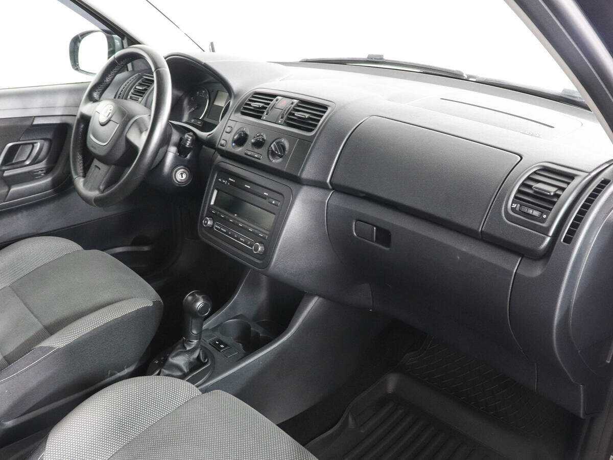 Шкода Фабия б/у, 2012, Автоматическая. Фото: #9