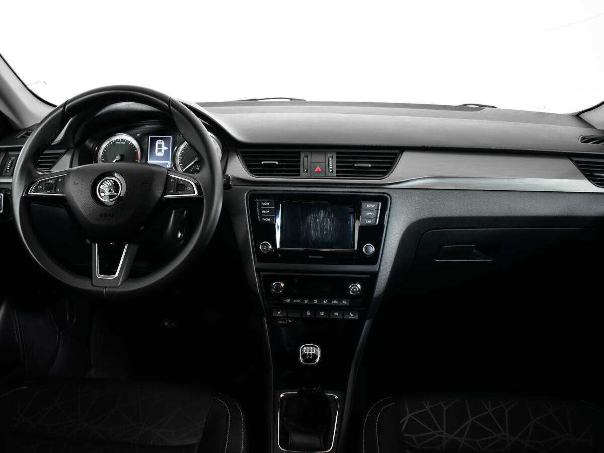 Шкода Рапид б/у, 2019, Механическая. Фото: #11