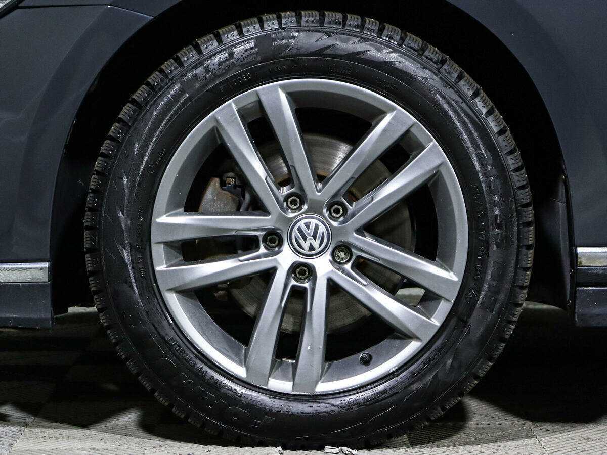 Фольксваген Пассат б/у, 2017, Роботизированная. Фото: #12