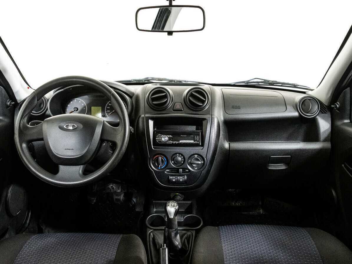 Лада (ВАЗ) Гранта б/у, 2012, Механическая. Фото: #6