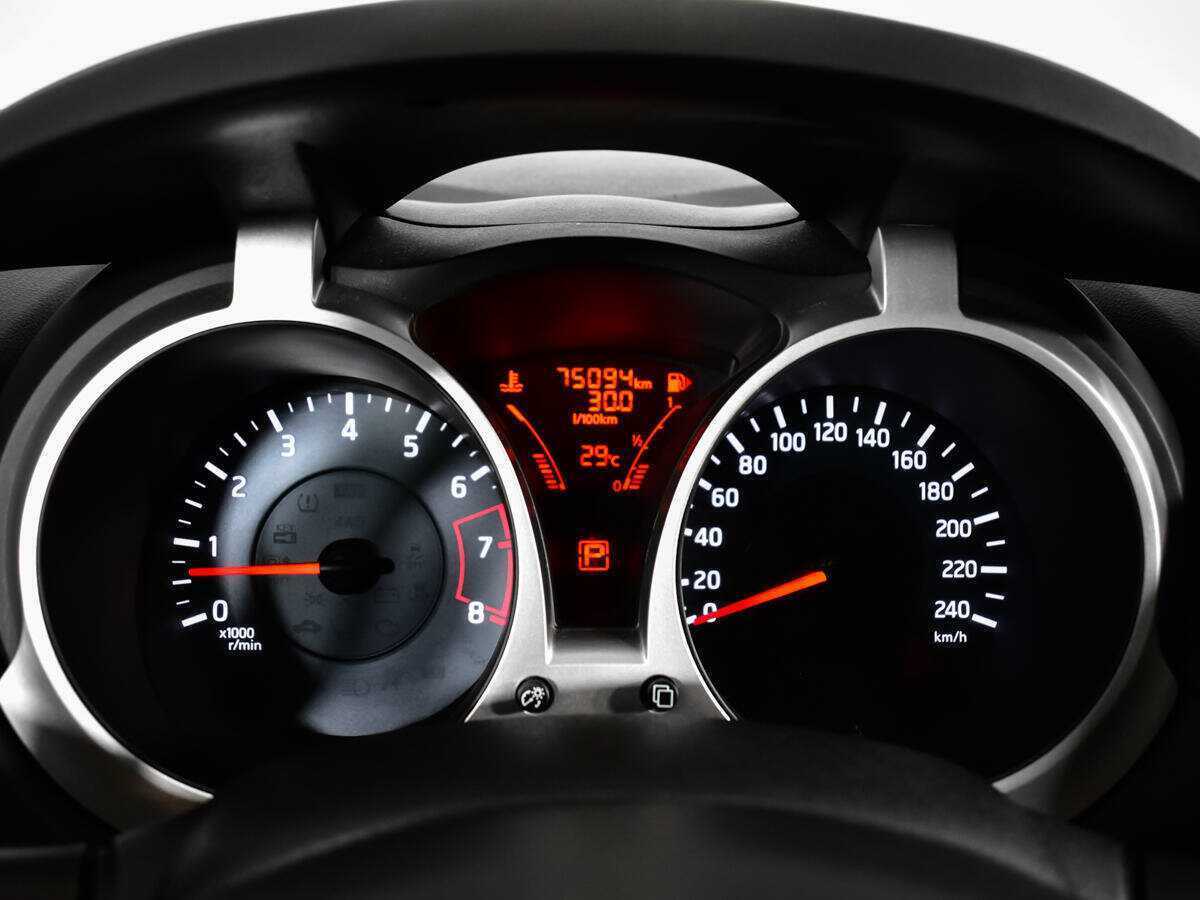 Ниссан Жук б/у, 2014, Вариатор. Фото: #10