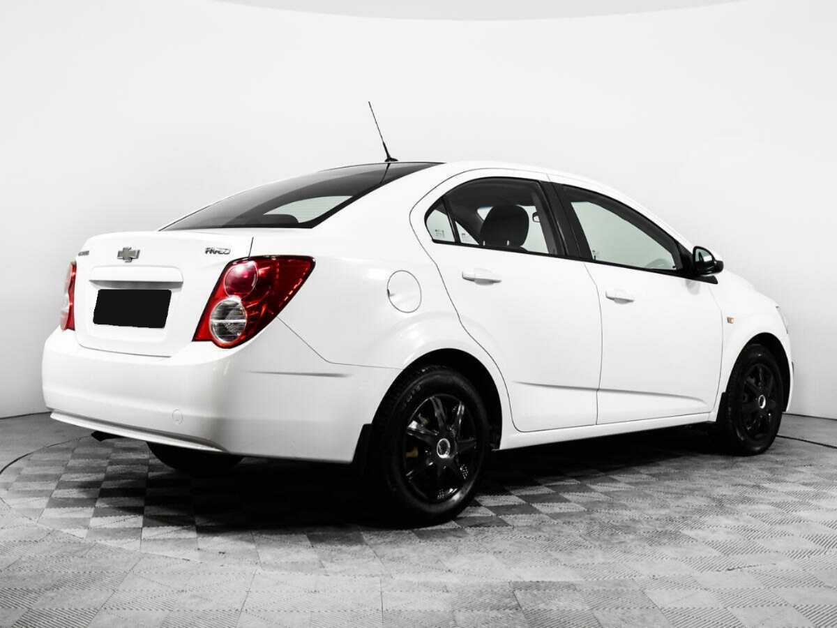 Шевроле Авео б/у, 2014, Механическая. Фото: #3