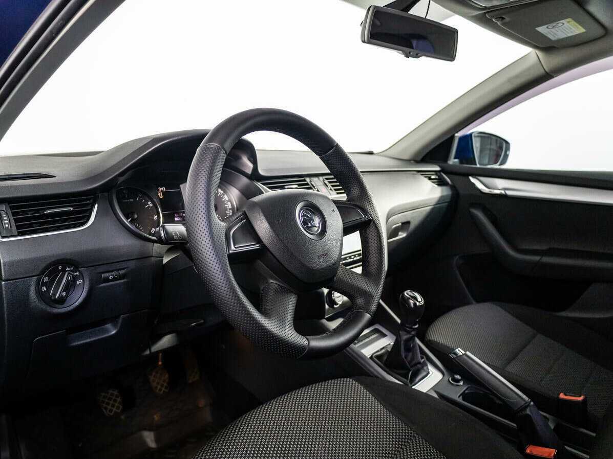 Шкода Октавия б/у, 2013, Механическая. Фото: #8