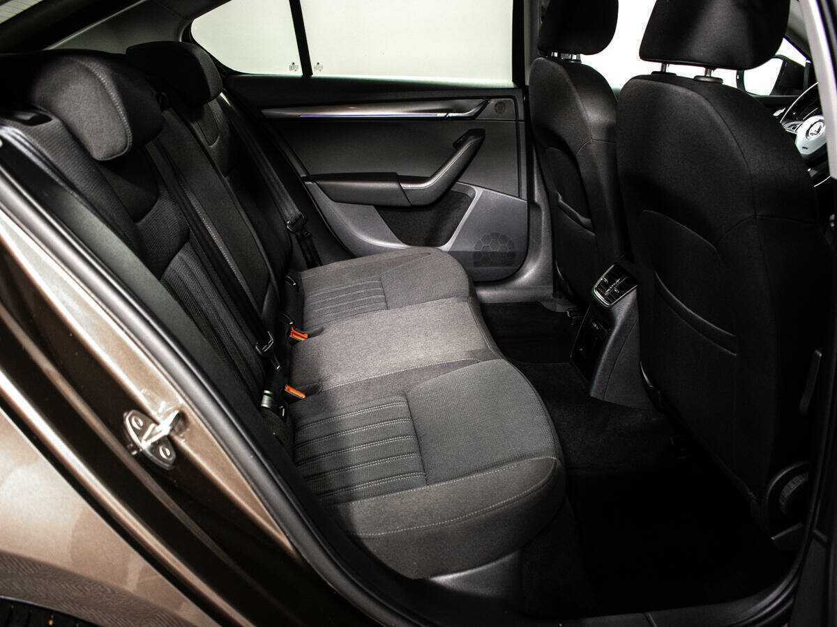 Шкода Октавия б/у, 2018, Роботизированная. Фото: #6