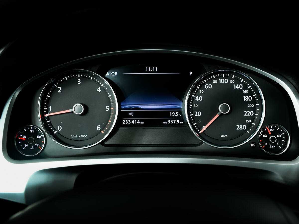 Фольксваген Туарег б/у, 2012, Автоматическая. Фото: #9