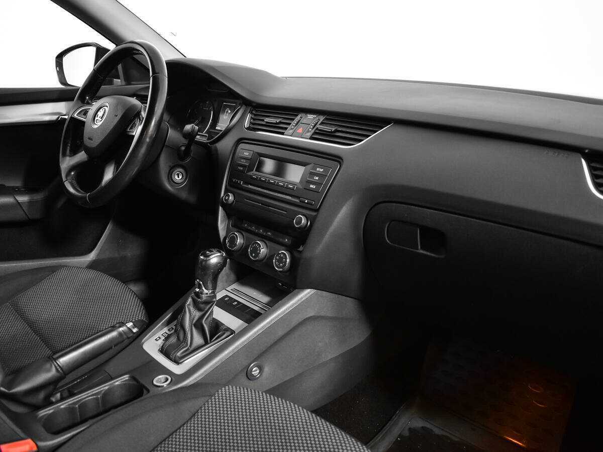 Шкода Октавия б/у, 2013, Роботизированная. Фото: #6