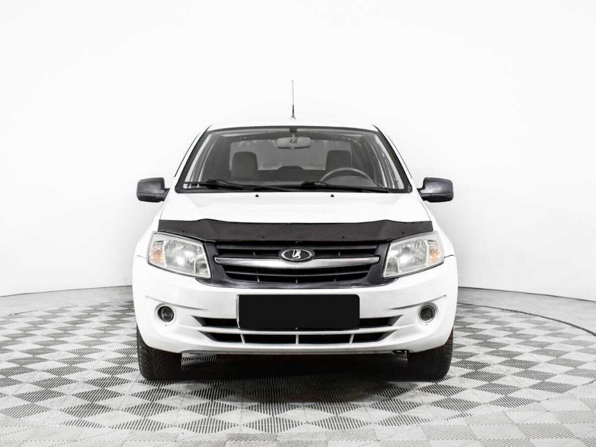 Лада (ВАЗ) Гранта б/у, 2013, Механическая. Фото: #1