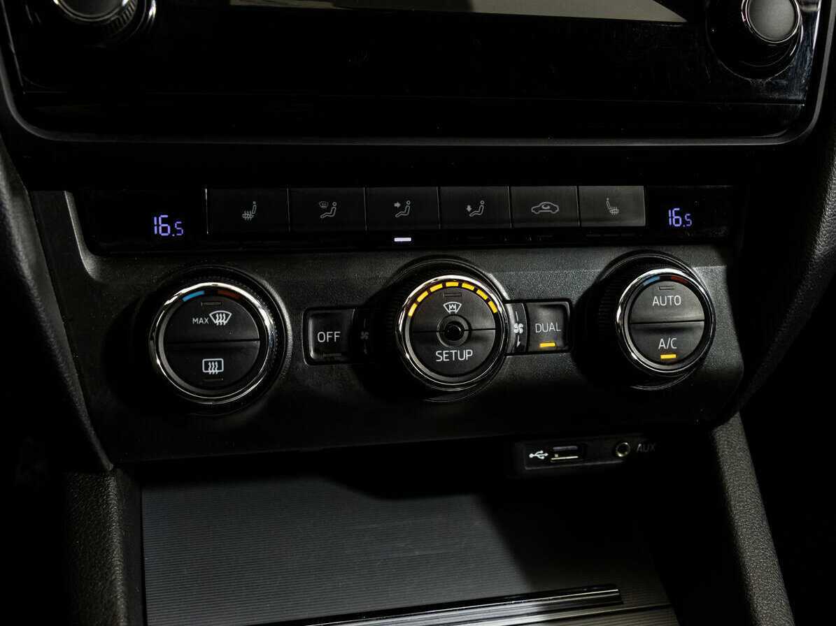 Шкода Октавия б/у, 2015, Механическая. Фото: #12