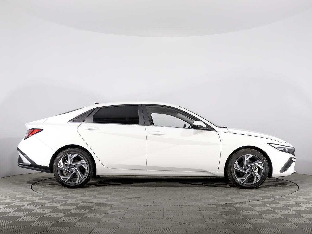 Хендай Елантра б/у, 2024, Вариатор. Фото: #3