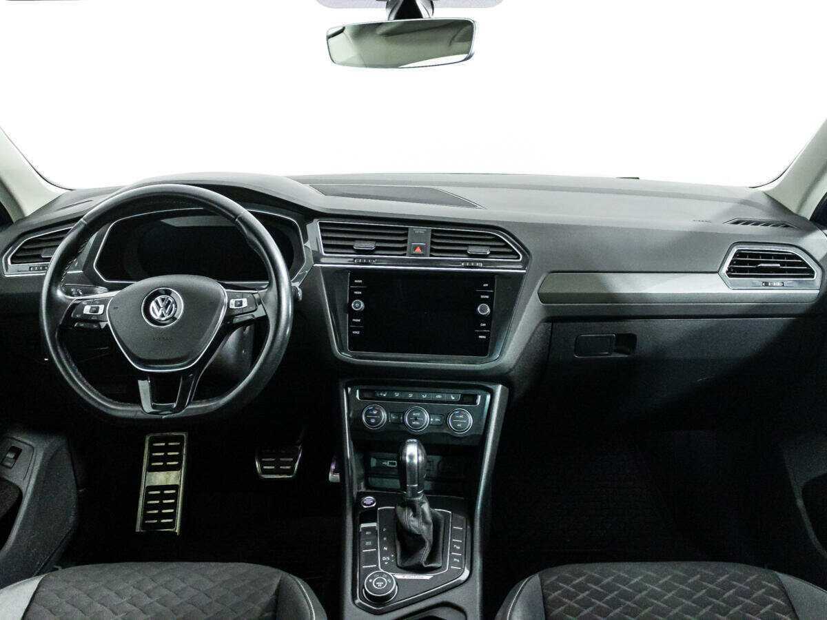 Фольксваген Тигуан б/у, 2018, Роботизированная. Фото: #12