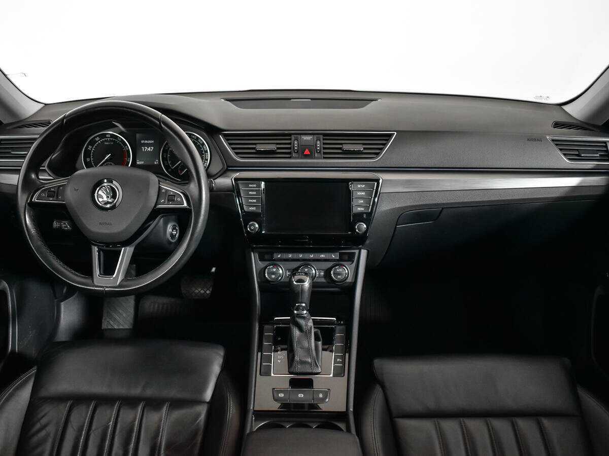 Шкода Суперб б/у, 2016, Роботизированная. Фото: #11