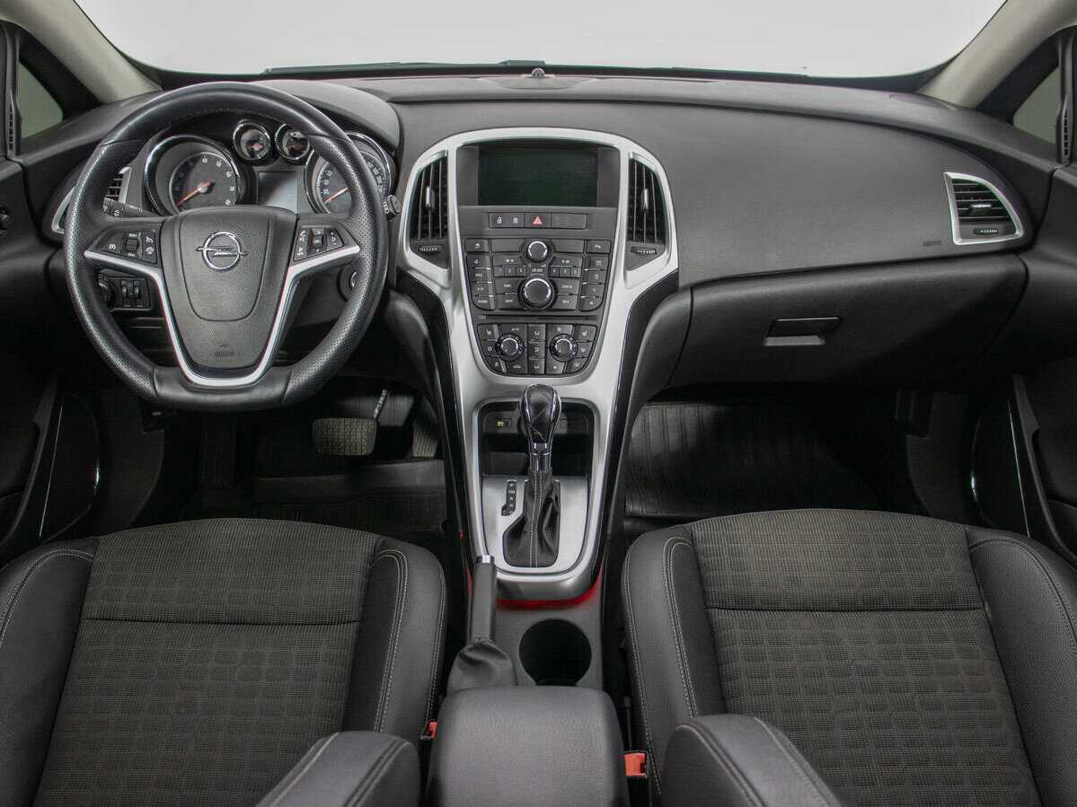 Опель Астра б/у, 2014, Автоматическая. Фото: #12