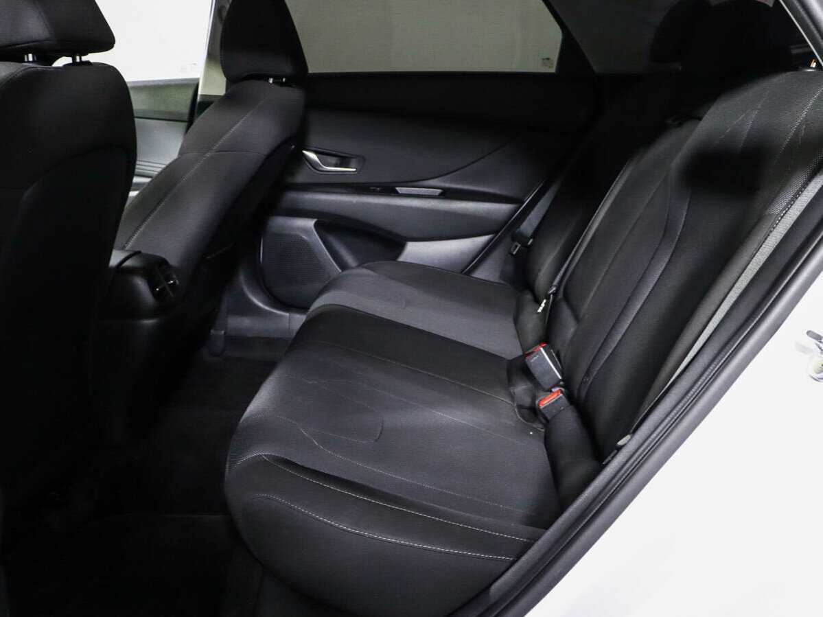 Хендай Елантра б/у, 2021, Автоматическая. Фото: #9