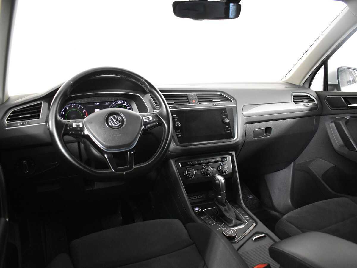 Фольксваген Тигуан б/у, 2017, Роботизированная. Фото: #12