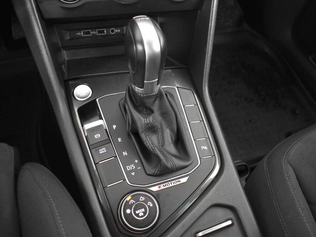 Фольксваген Тигуан б/у, 2017, Роботизированная. Фото: #14