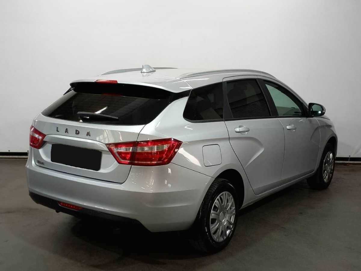 Лада (ВАЗ) Веста б/у, 2021, Механическая. Фото: #4