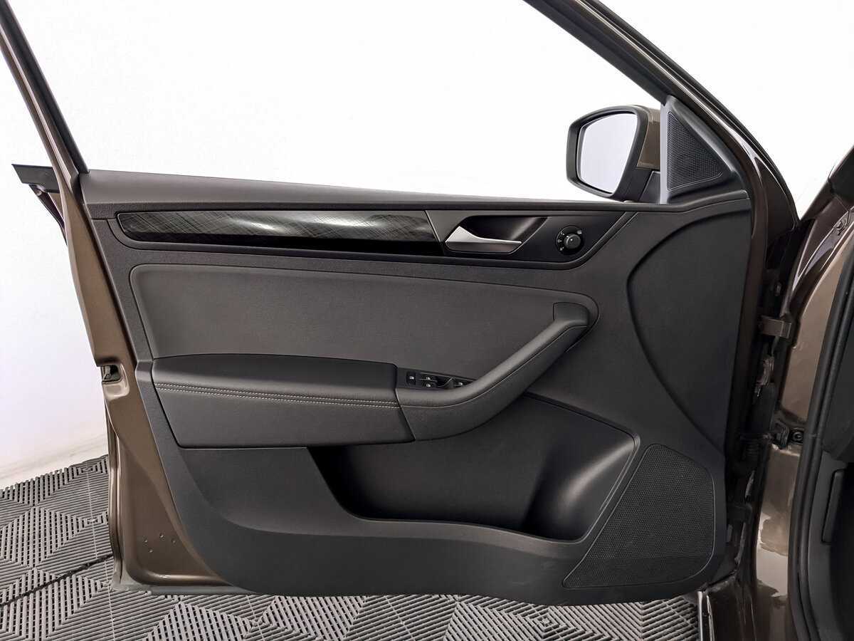 Фольксваген Поло б/у, 2020, Роботизированная. Фото: #14