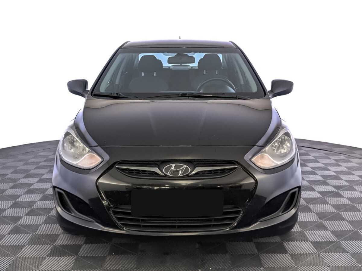 Хендай Солярис б/у, 2013, Автоматическая. Фото: #1