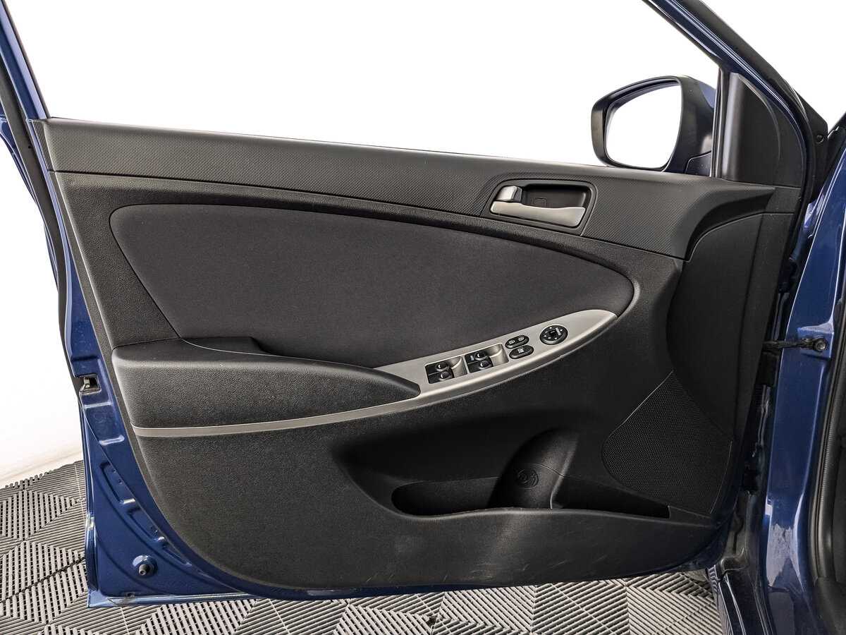 Хендай Солярис б/у, 2015, Автоматическая. Фото: #14