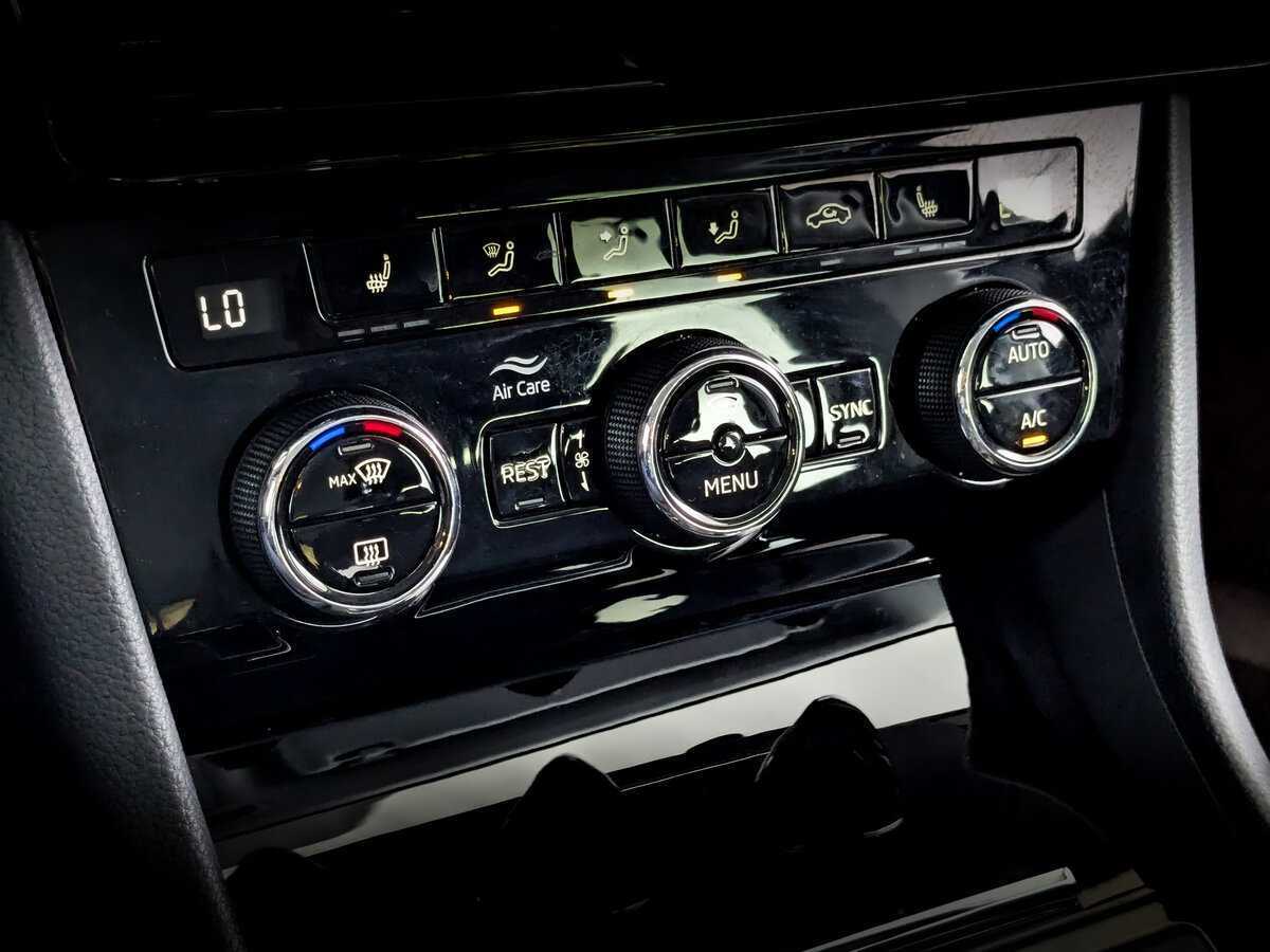 Шкода Суперб б/у, 2019, Роботизированная. Фото: #20