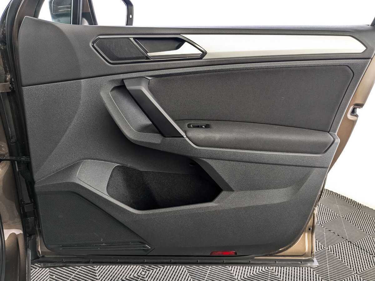 Фольксваген Тигуан б/у, 2017, Роботизированная. Фото: #20