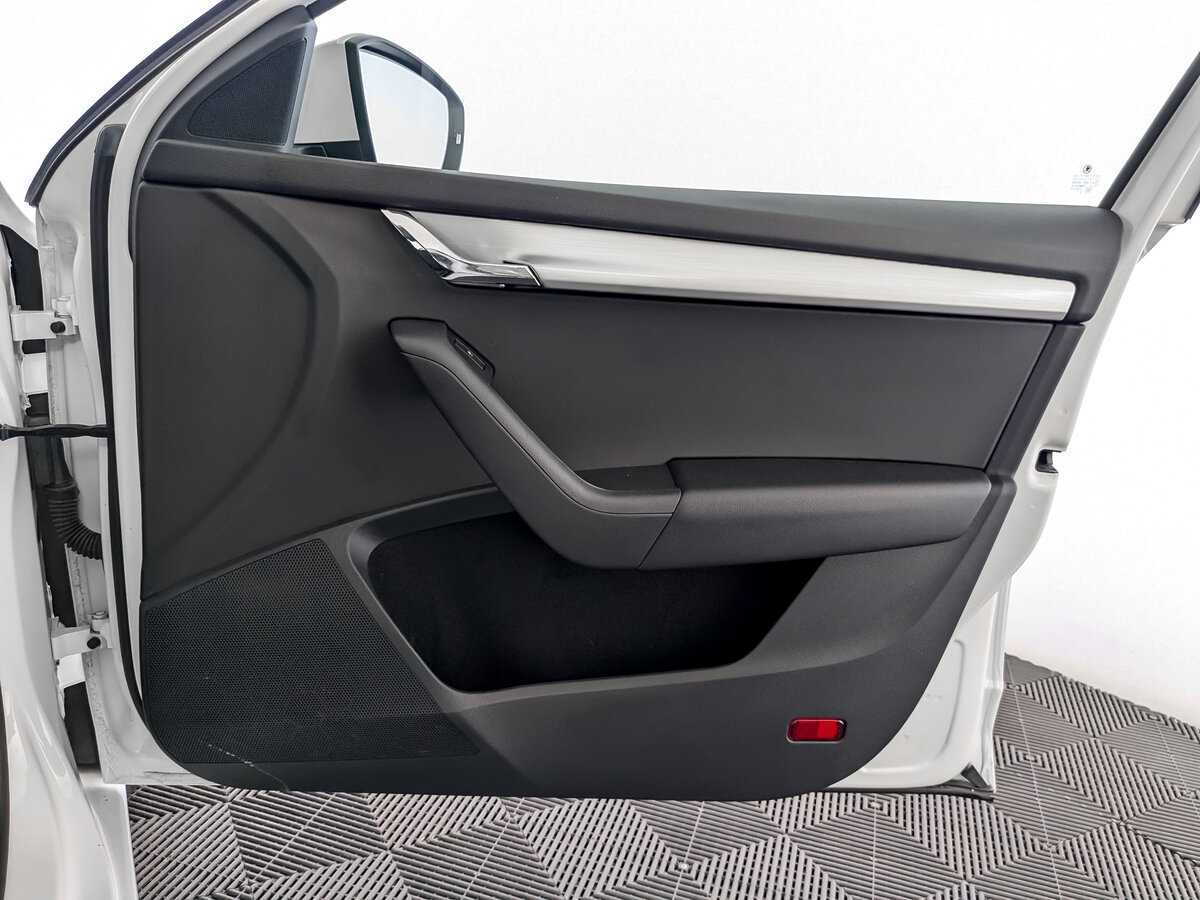 Шкода Октавия б/у, 2019, Механическая. Фото: #19