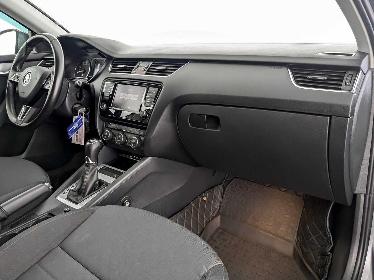 Шкода Октавия б/у, 2016, Роботизированная. Фото: #8