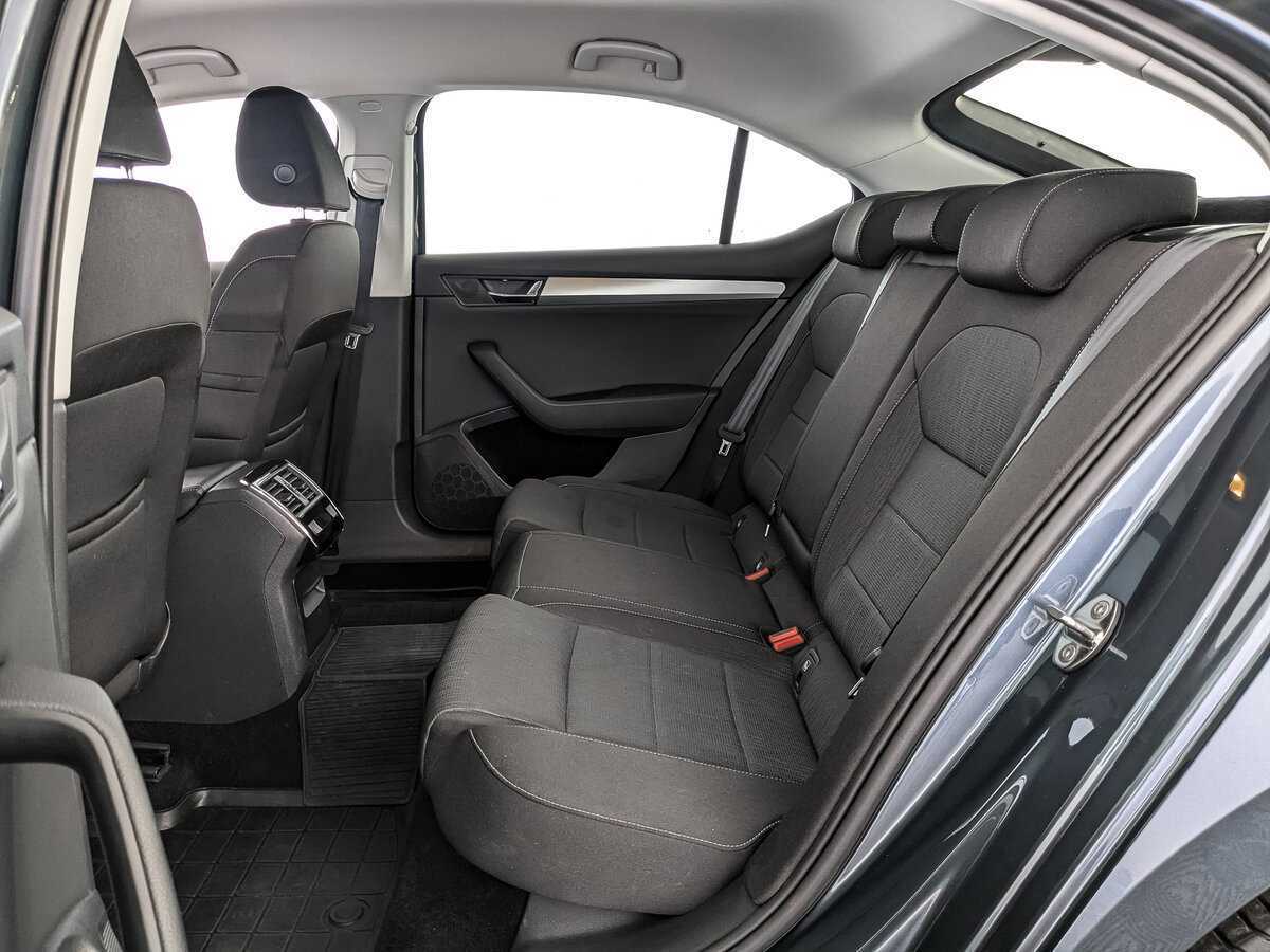 Шкода Суперб б/у, 2019, Роботизированная. Фото: #13