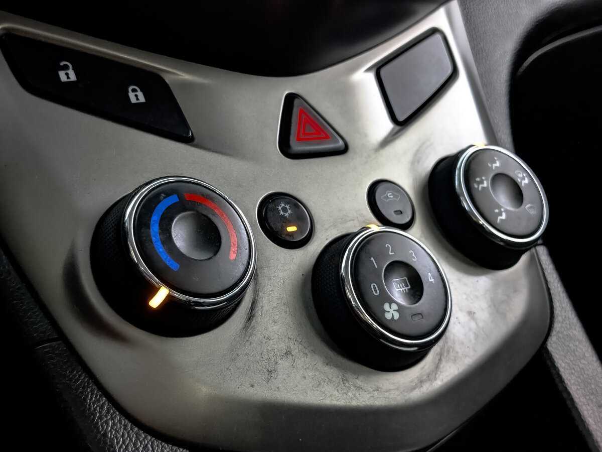 Шевроле Авео б/у, 2014, Механическая. Фото: #20