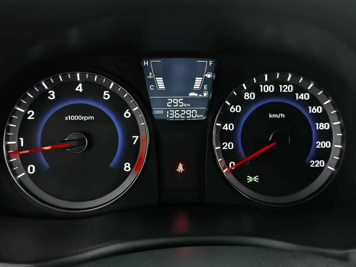 Хендай Солярис б/у, 2014, Механическая. Фото: #11