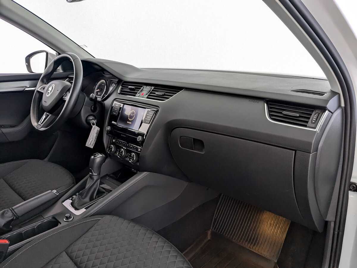 Шкода Октавия б/у, 2017, Автоматическая. Фото: #8