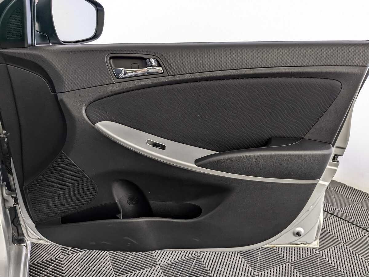 Хендай Солярис б/у, 2012, Автоматическая. Фото: #20