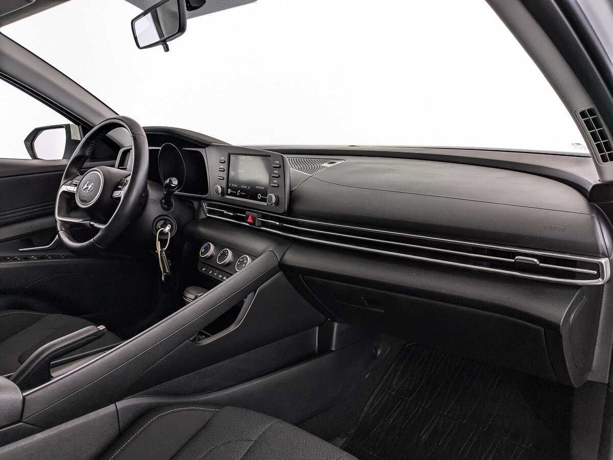 Хендай Елантра б/у, 2022, Автоматическая. Фото: #8