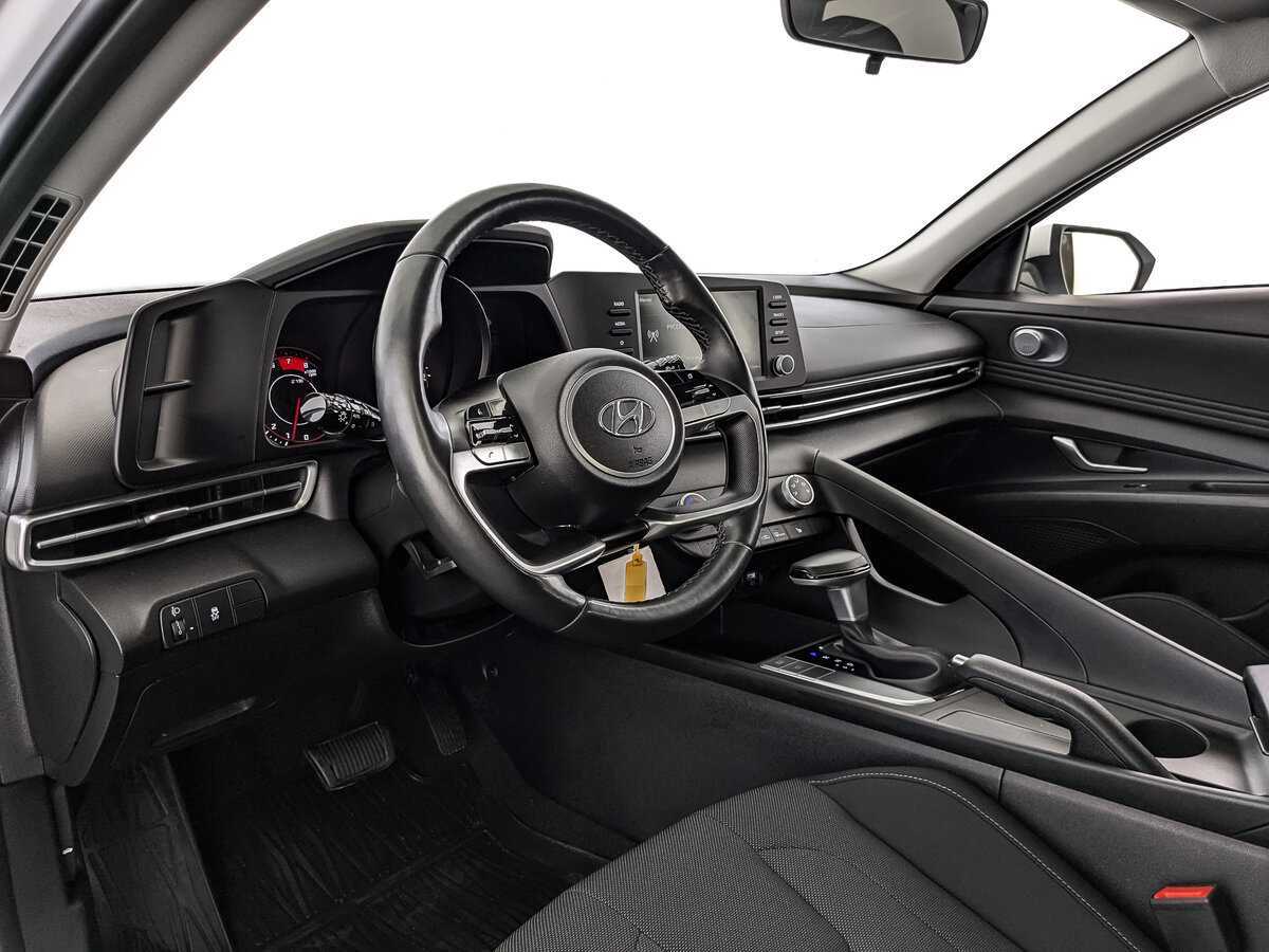 Хендай Елантра б/у, 2022, Автоматическая. Фото: #10