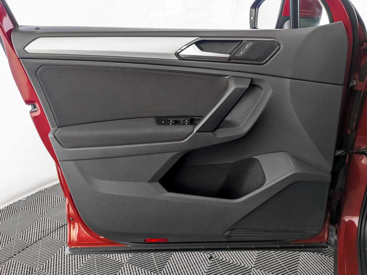 Фольксваген Тигуан б/у, 2017, Роботизированная. Фото: #14