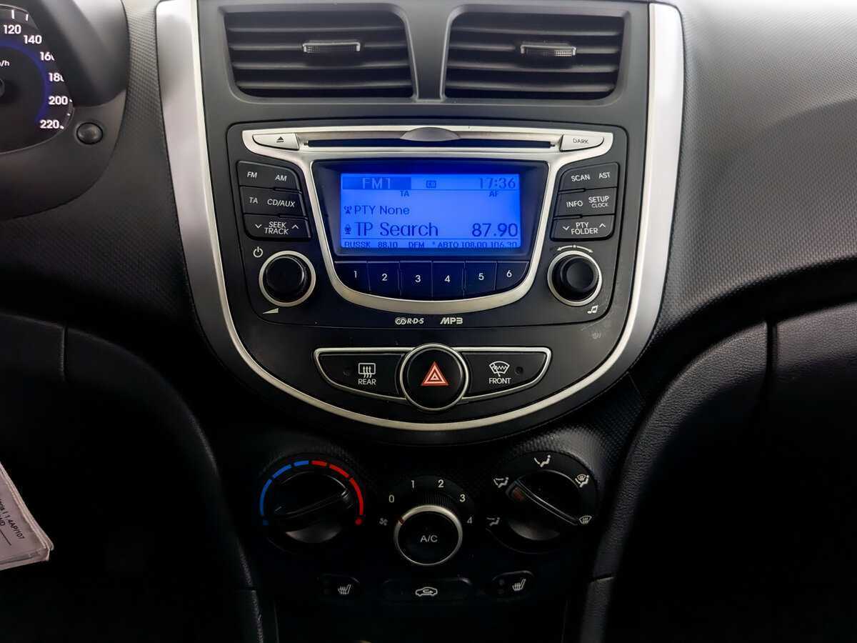 Хендай Солярис б/у, 2012, Механическая. Фото: #12