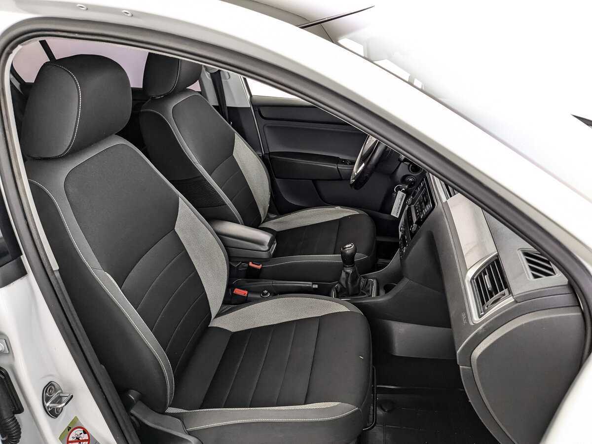 Шкода Рапид б/у, 2017, Механическая. Фото: #19