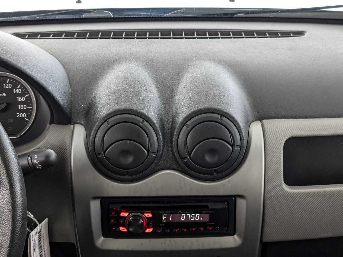 Рено Сандеро б/у, 2012, Механическая. Фото: #12