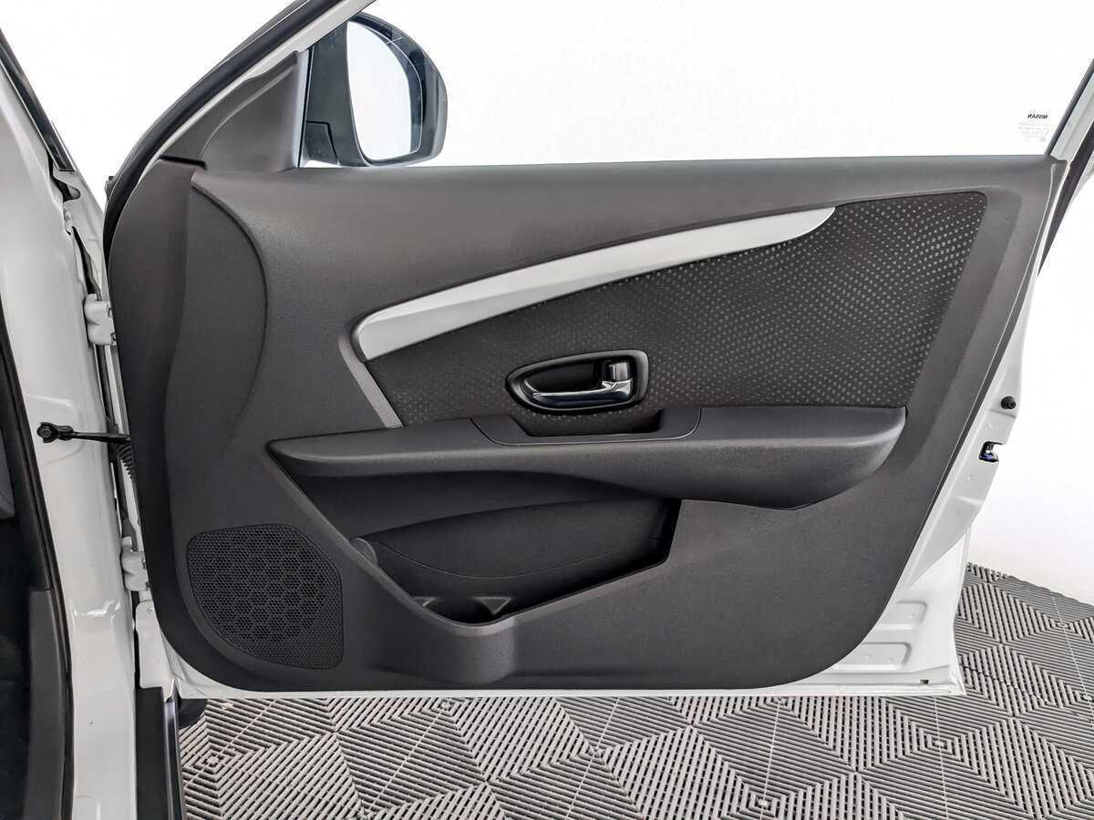 Ниссан Альмера б/у, 2015, Автоматическая. Фото: #18