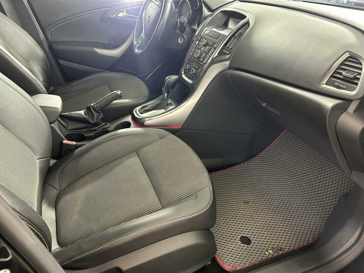 Опель Астра б/у, 2012, Автоматическая. Фото: #13