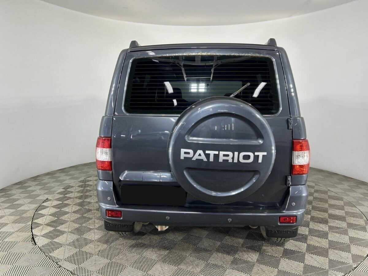 УАЗ Патриот б/у, 2016, Механическая. Фото: #2