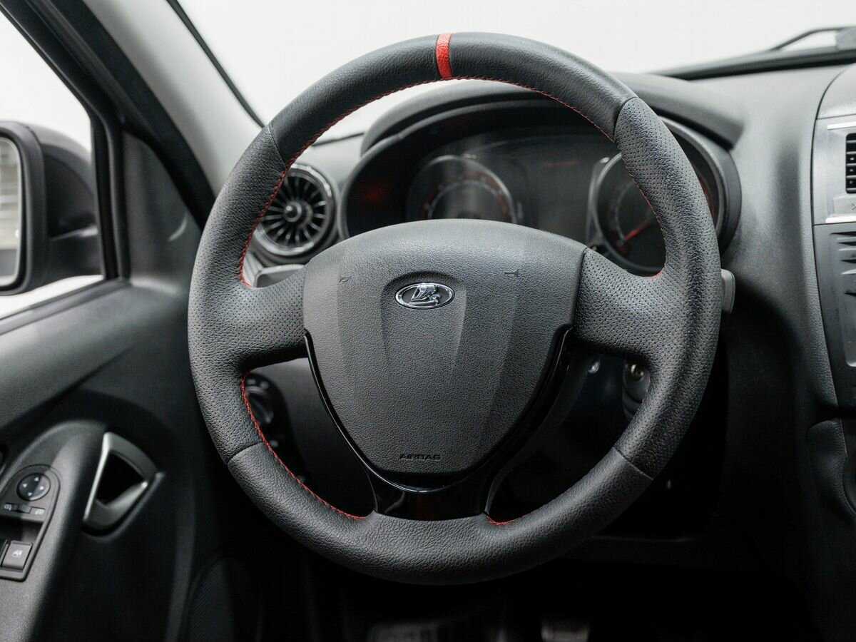 Лада (ВАЗ) Гранта б/у, 2024, Механическая. Фото: #9