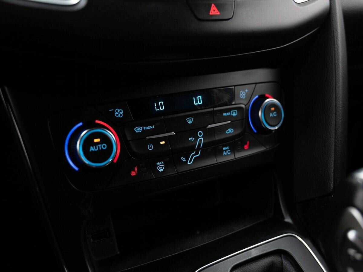 Форд Фокус б/у, 2016, Автоматическая. Фото: #19