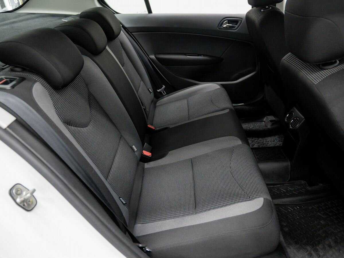 Пежо 408 б/у, 2017, Автоматическая. Фото: #8