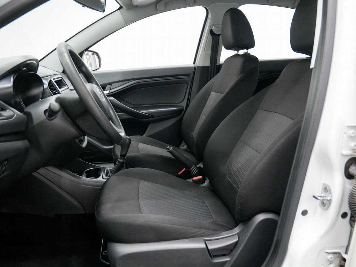 Лада (ВАЗ) Веста б/у, 2019, Механическая. Фото: #13