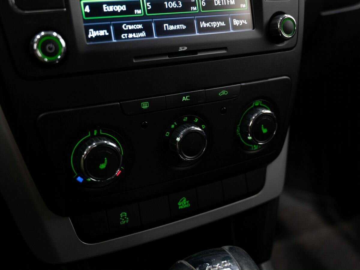 Шкода Йети б/у, 2012, Роботизированная. Фото: #17