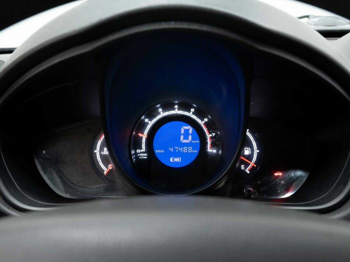 Лифан Икс60 б/у, 2016, Механическая. Фото: #16